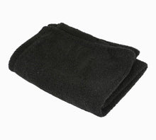 Lade das Bild in den Galerie-Viewer, Kuscheldecke schwarz mit silberfarbener Stickerei, 120 x 80cm